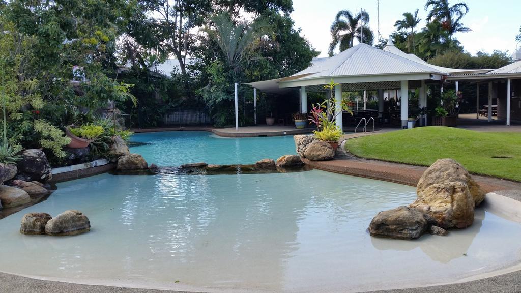 Cairns Gateway Resort Екстериор снимка