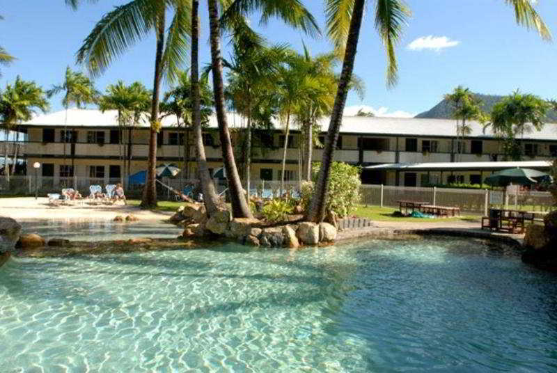 Cairns Gateway Resort Екстериор снимка